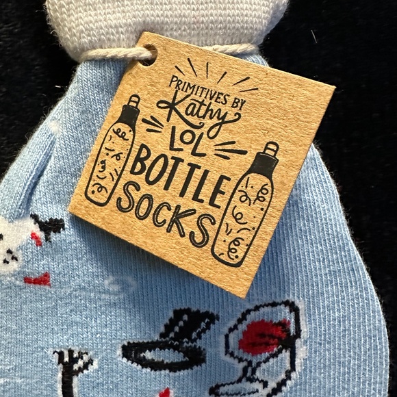 Christmas Cheer LOL Snowmen Bottle Socks by Primitives by Kathy - Picture 10 of 11